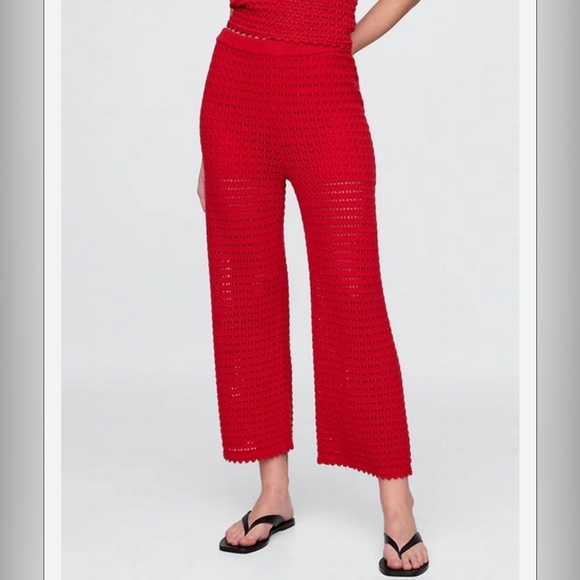 Gap Beachy Boho 100% Cotton Crochet Ankle Cropped Pants NWOT M Summer Vacation - Picture 2 of 9